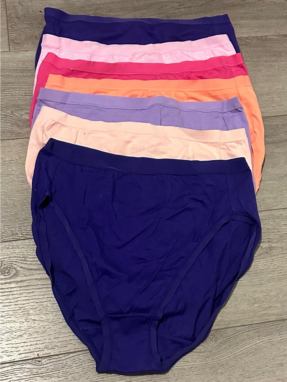 NWOT Room Service Silky Soft Full Coverage Briefs 7 Pack